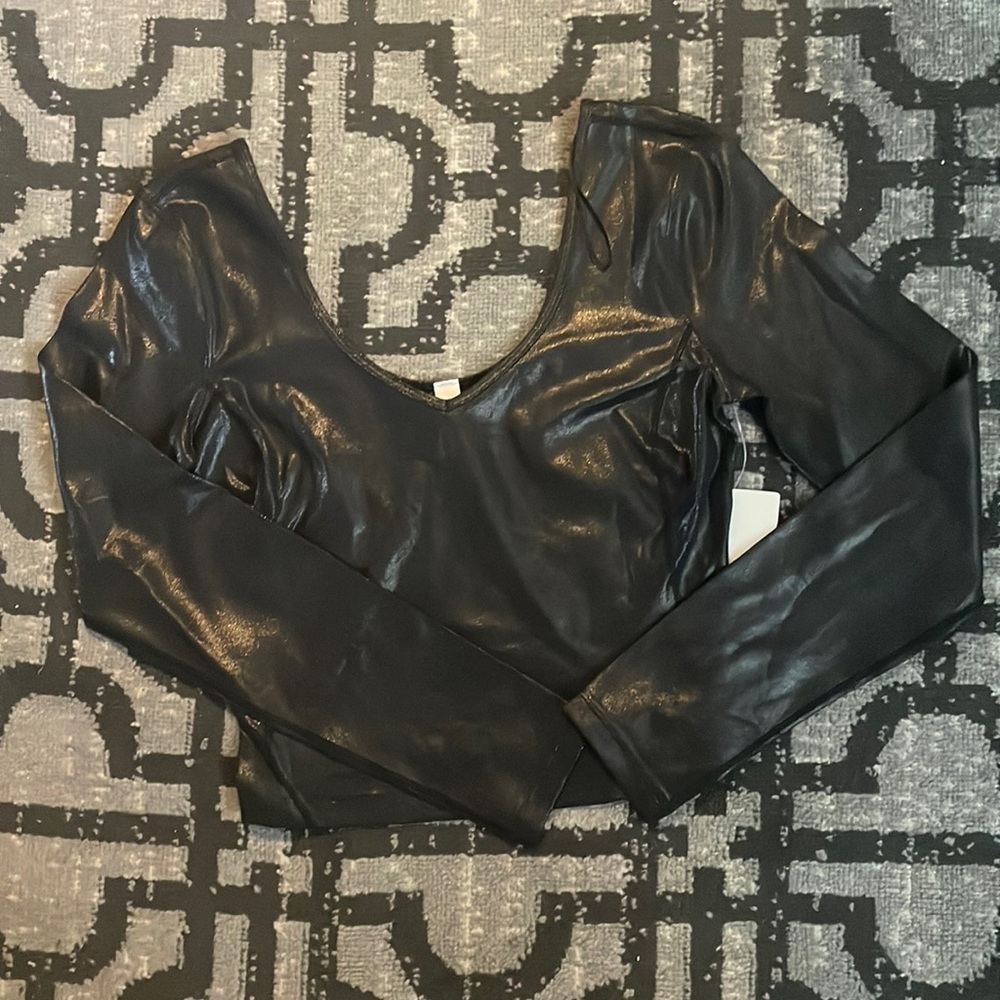 Lululemon - NWT